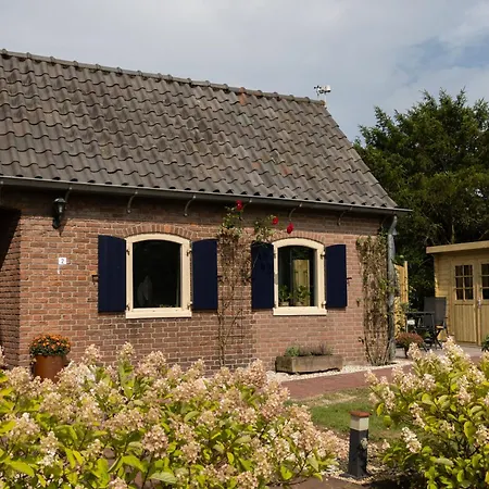 De Pastorie Bed & Breakfast Harfsen